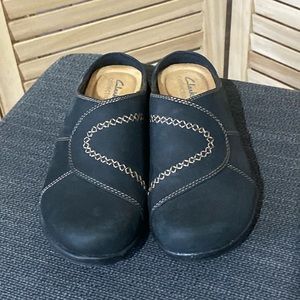 Clarks Roseville clogs